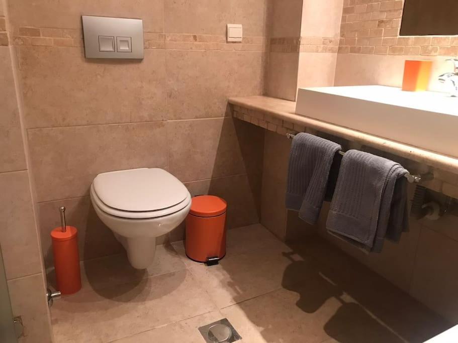 דירות סלוניקי 5 Min From Papageorgiou Free Indoor Parking מראה חיצוני תמונה