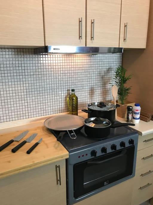 דירות סלוניקי 5 Min From Papageorgiou Free Indoor Parking מראה חיצוני תמונה
